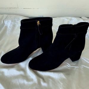 Kate Spade New York Knott Black Suede Ankle Booties Size 7M